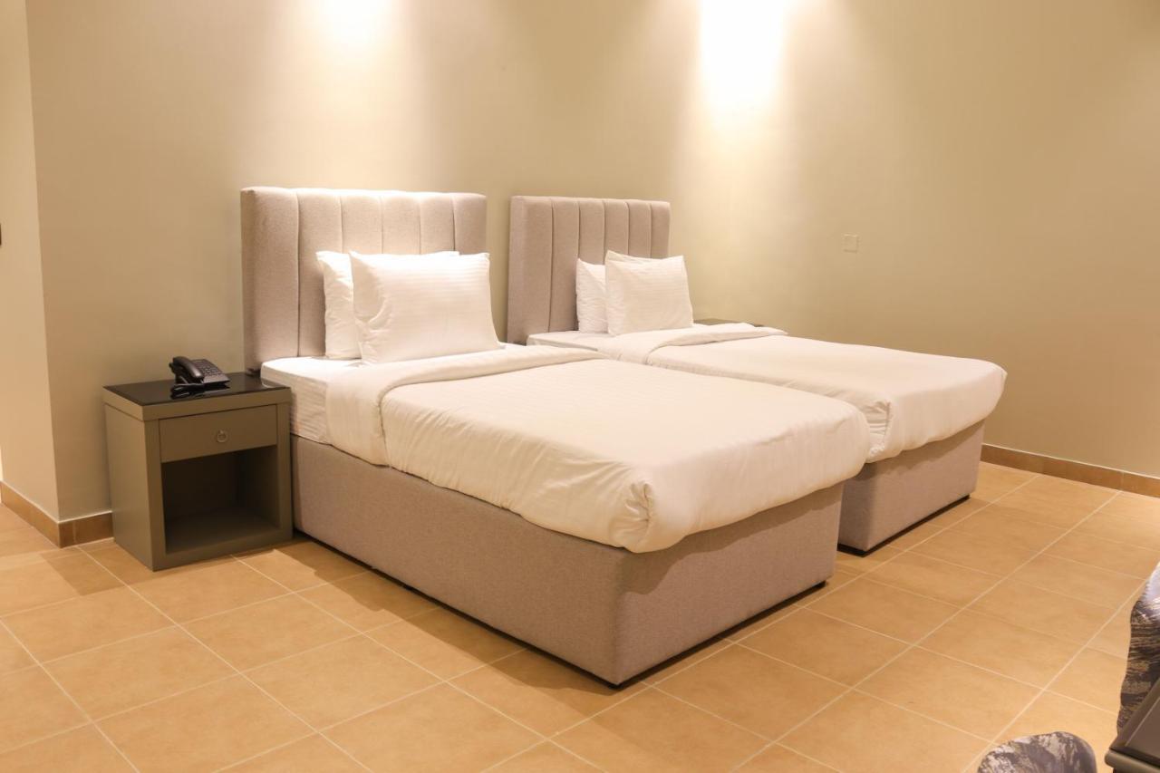 Infinity Tower Suites Wll Manama Exterior foto