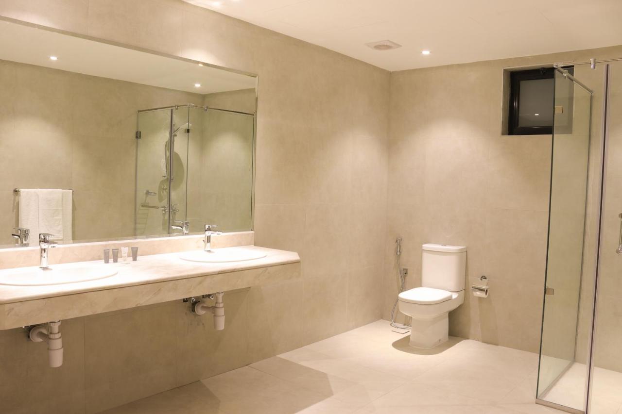 Infinity Tower Suites Wll Manama Exterior foto